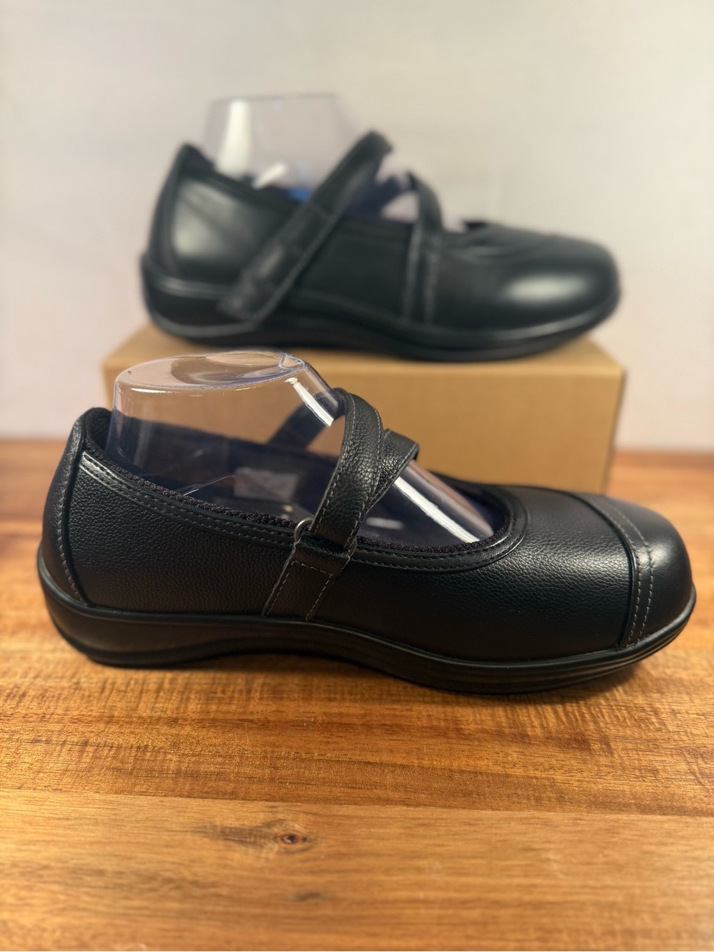 Orthofeet Black Leather Celina Mary Jane Shoes Size 8 X-Wide NWOT